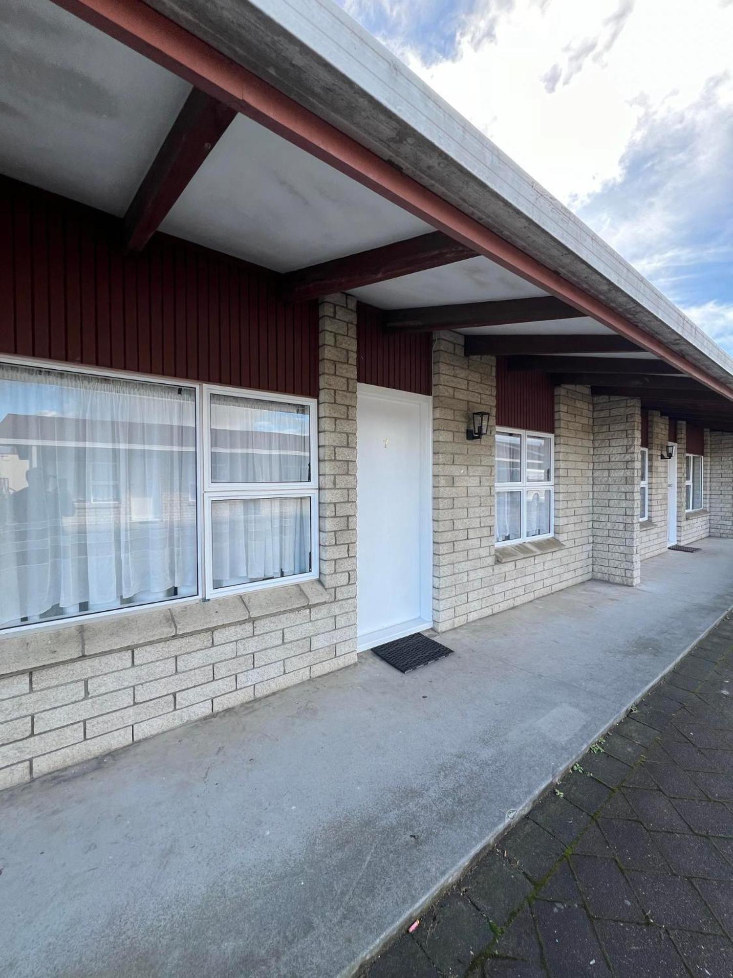 Hamilton Sunrise Motel Экстерьер фото