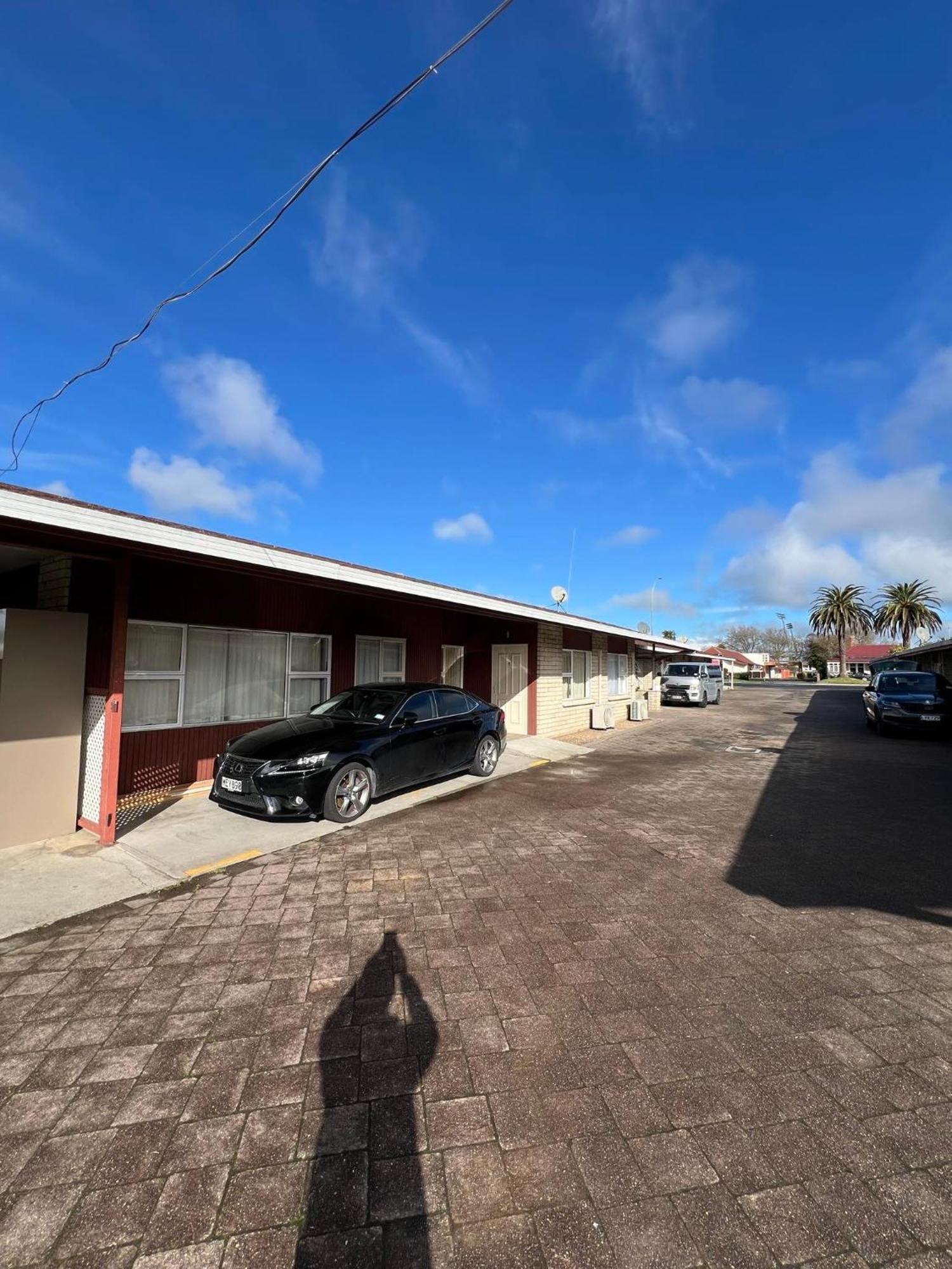 Hamilton Sunrise Motel Экстерьер фото