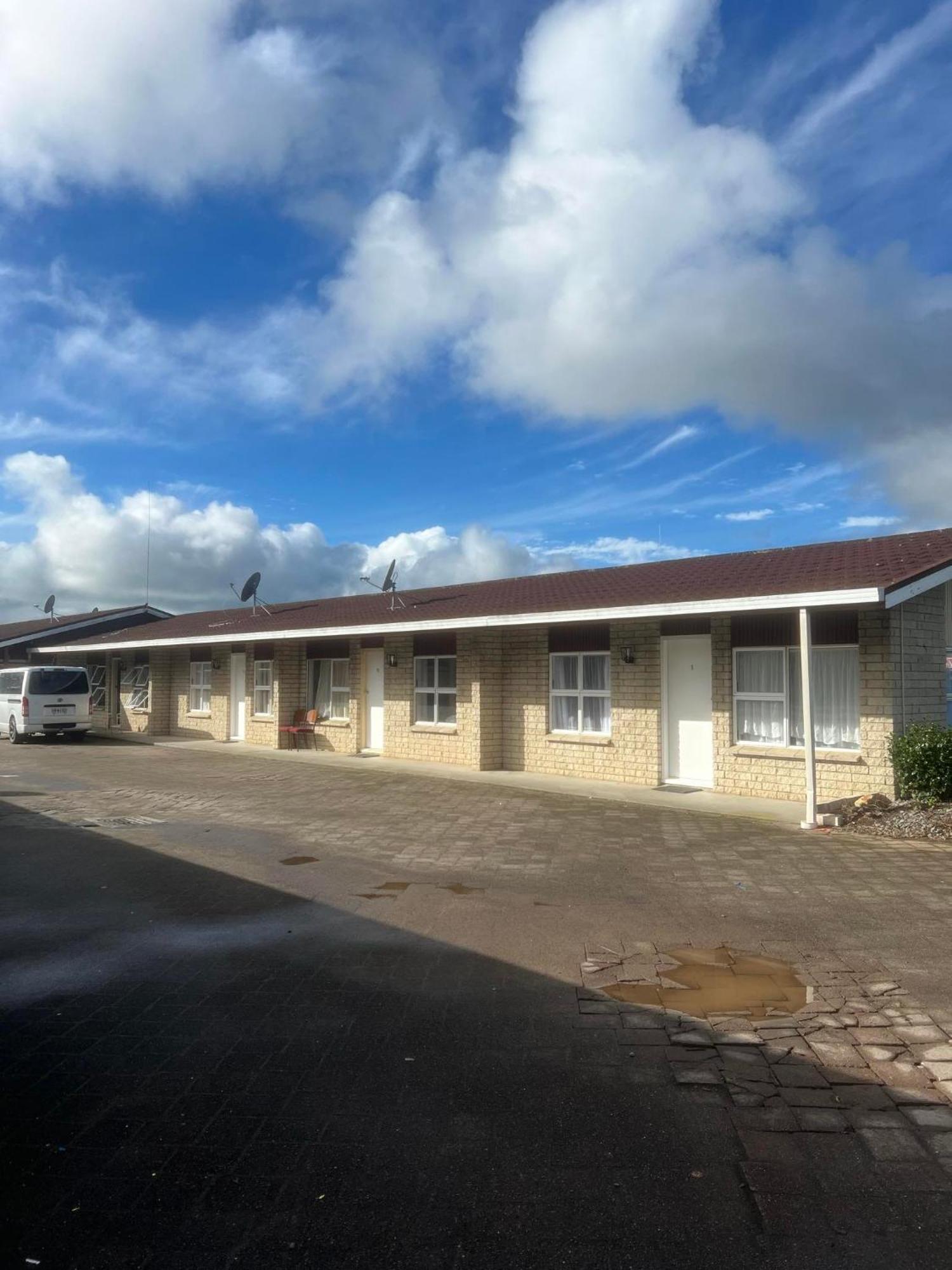 Hamilton Sunrise Motel Экстерьер фото